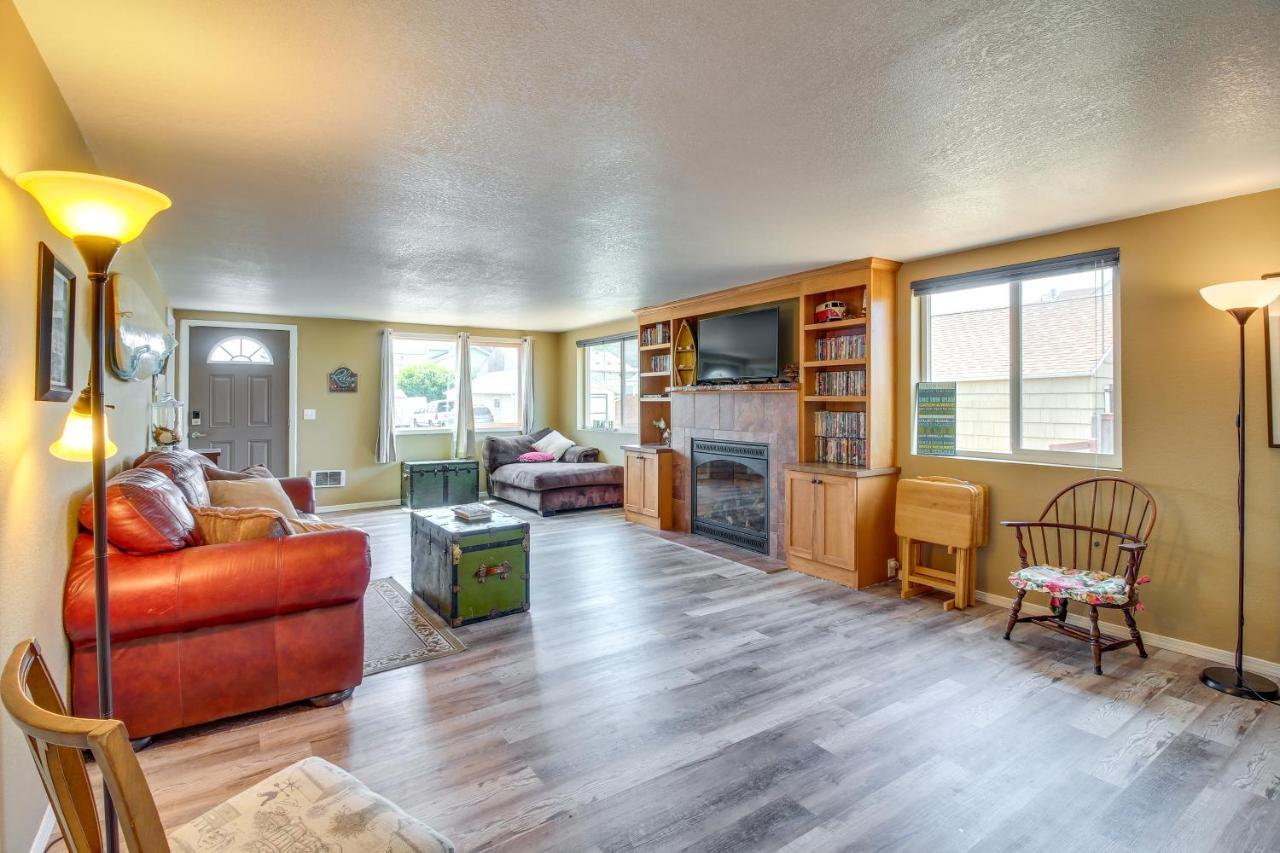 Winchester Bay Vacation Rental Near Dunes And Atv! Reedsport Exterior photo